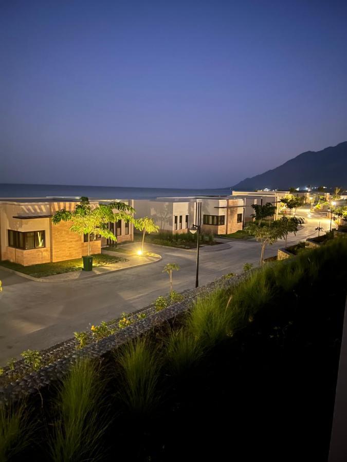 Beach Front Le Bon Villa Mascate Extérieur photo